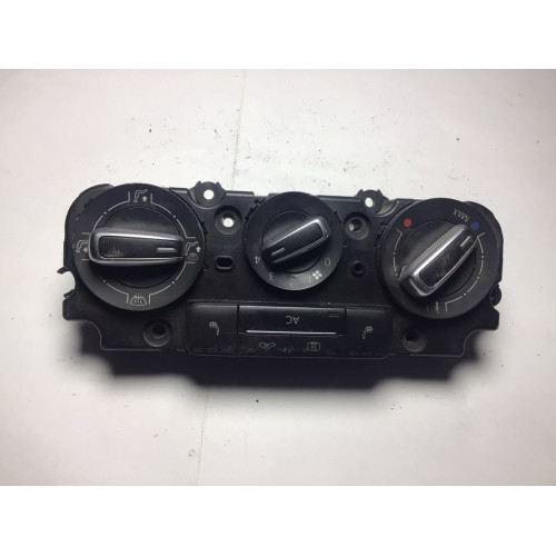 Volkswagen Beetle Klima Kontrol Ünitesi 90151-724 5C0820047AL