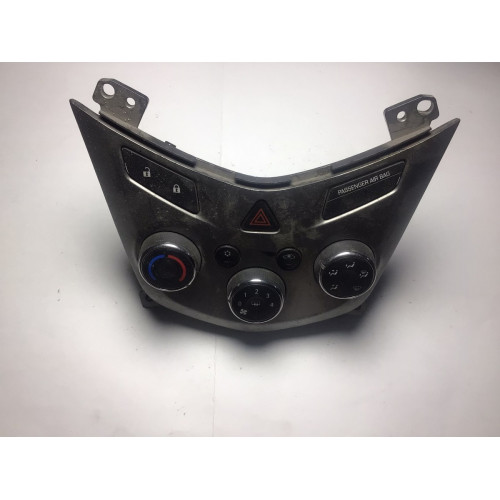 Chevrolet Aveo Sonic Klima Kontrol Paneli