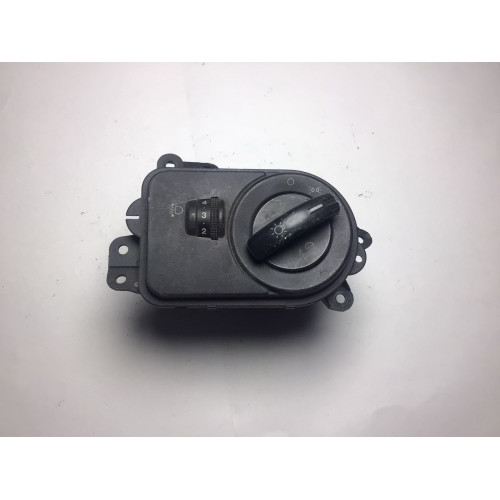 Ford Fiesta Far Anahtarı 2S6T13A024BB