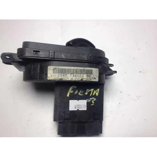 Ford Fiesta Far Anahtarı 2S6T13A024BB