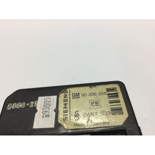 Opel Calıbra 2.0 Elktronik Moduül 90306556
