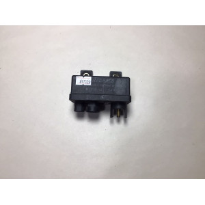 Renault Megane Volvo V40 S40 Ön Istıma Kutusu 7700107794