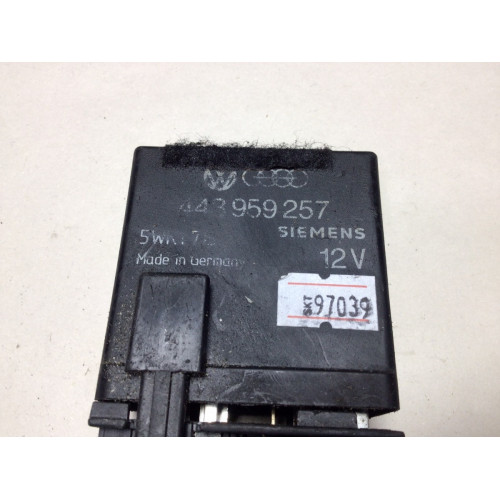 Audi 80 90 B3 Elektrikli Cam Rölesi 443959257