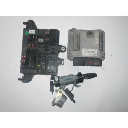 0281017453 55577619 Opel Insignia 2.0 CDTi Motor Beyni 