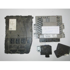 S122326113A 8200804775 8200807626 Renault Megane ScenicMotor Beyni Komple Seti