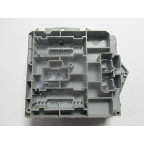 Alfa Romeo 147 Sigorta Kutusu 46558759