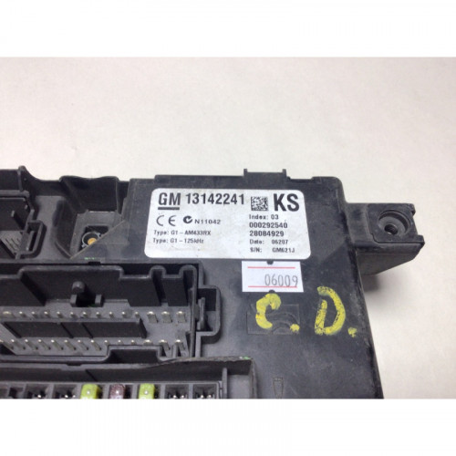 Opel Corsa D Sigorta Body Beyni 13142241