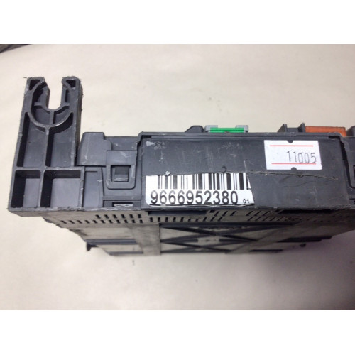 Citroen C3 Sigorta Body Beyni 9666952380
