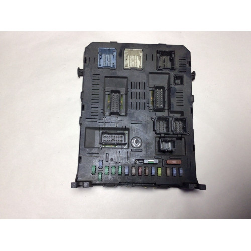 Citroen C4  Sigorta Body Beyni 9661940480