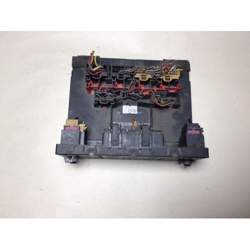 Volkswagen Passat Golf B6 2007 body Beyni 3C0937049A