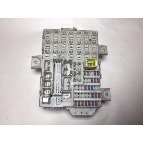 Mitsubishi Colt Sigorta Body Beyni 8637A390
