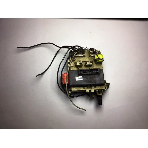 Toyota Corolla Sigorta Body Beyni 82641-12150 241000-0100