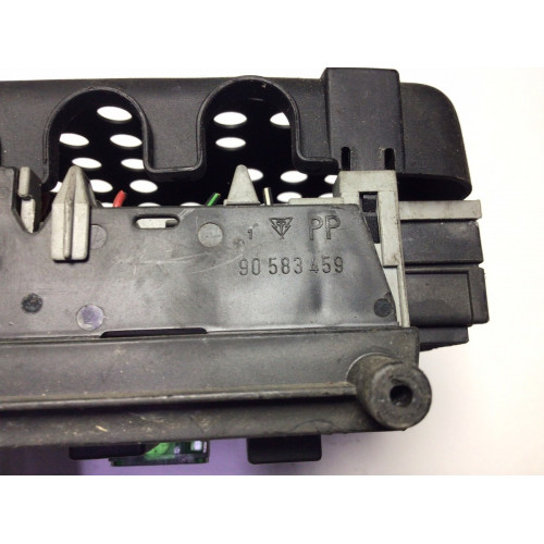Opel Vectra B Sigorta Body Beyni 90583459