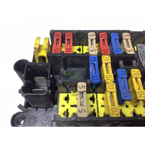 Peugeot 206 Citroen Xsara 1.4 Sigorta Body Beyni 9635518180