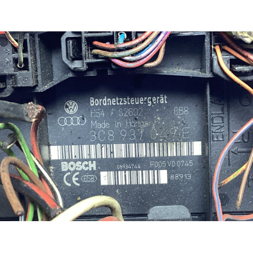 Volkswagen Caddy Passat Golf Jetta Skoda Octavia Konfor Beyni 3C8937049E