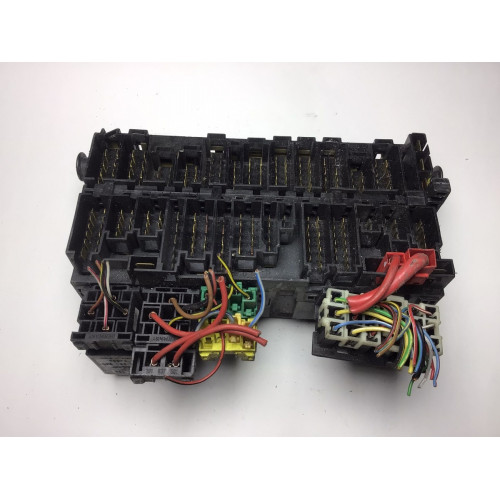 Volkswagen Skoda Seat İbiza Sigorta Body Beyni 1L0951307