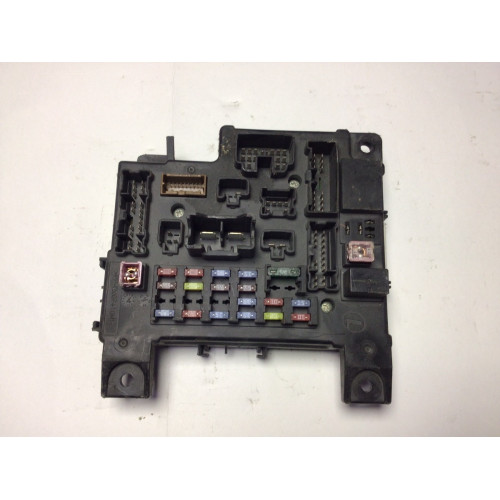Mitsubishi Lancer Peugeot 4007 Sigorta Body Beyni 8637A318 L8637-001A 116RA1-000004