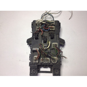 Toyota Avensis Sigorta Body Beyni 82641-05011 05810530 üzerindeki küçük modül satıldı