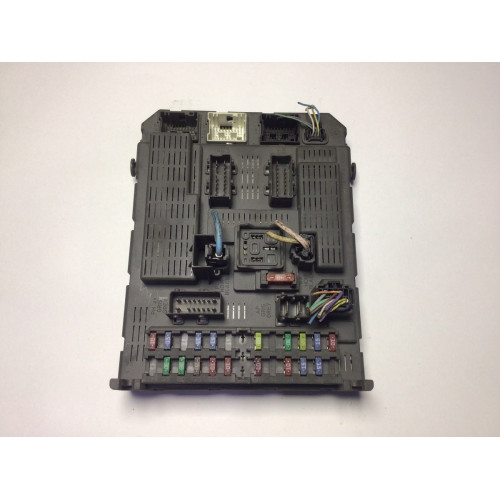 Peugeot 807 Citroen C8 Sigorta Body Beyni 9651938180