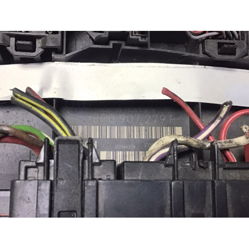 Audi A3 Sigorta Body Beyni 8P0907279F