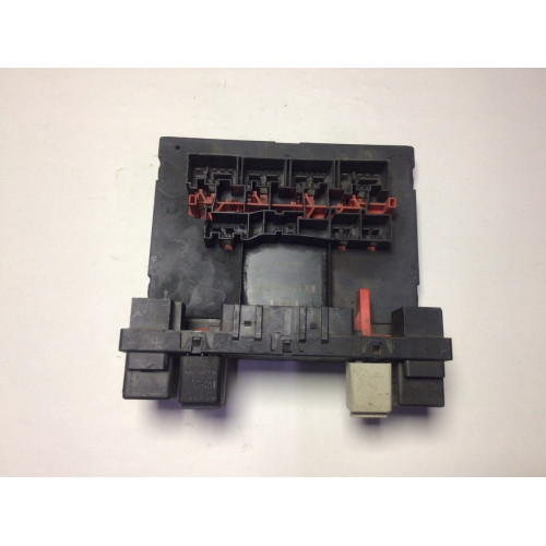 Volkswagen Golf Jetta  Sigorta Body Beyni 3C0937049E