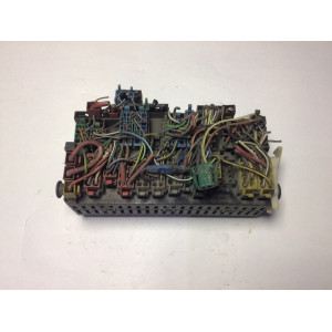 Volkswagen Transporter T4 Sigorta Body Beyni 357937039