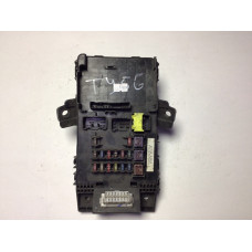 Toyota Avensis Sigorta Body Beyni 8273005020