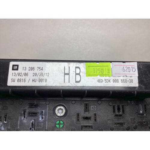 Opel Astra H Zafira B Sigorta Body Beyni 13206754 HB 5DK008668-38 