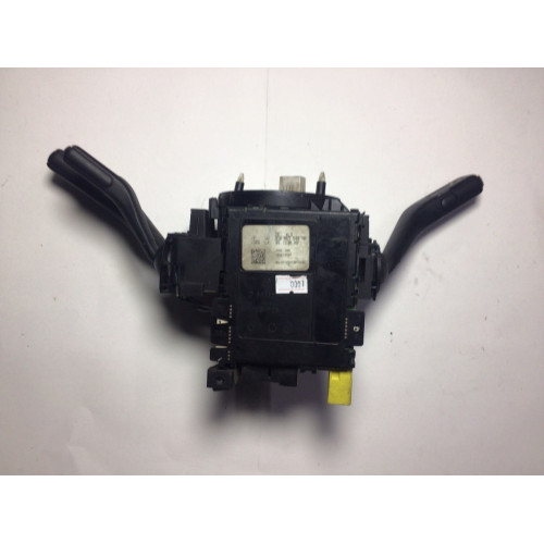 Volkswagen Passat B6 Far Kolu Sinyal Kolu Komple 3C9953513.S 01503843
