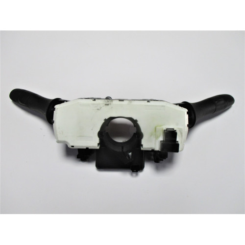 Nissan Qashqai Sinyal Far Kolu Komple 0265019061 479454BA0A