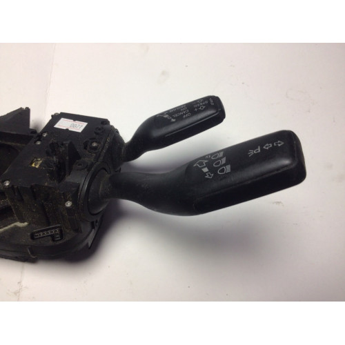 Audi A6 Q7 Far Kolu Sinyal Kolu Komple 4F0953549D 4F0910549A