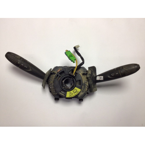 Fiat Punto Far Sinyal Kolu 735400222