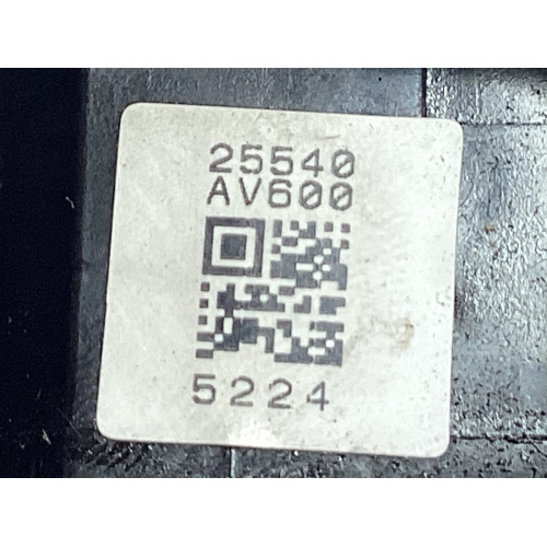 Renault Clio Far Sinyal Kolu 8200058670