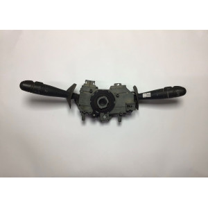 Renault Scenic Far Sinyal Kolu 