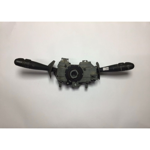 Renault Scenic Far Sinyal Kolu 