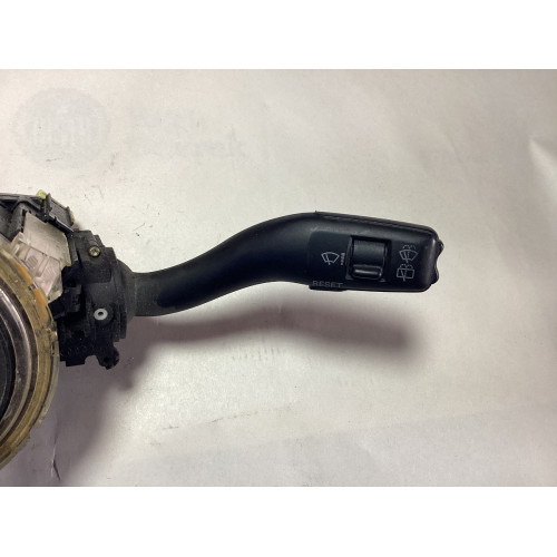 Audi A4 Far Kolu Sinyal Kolu Silecek Kolu 8E0953549Q
