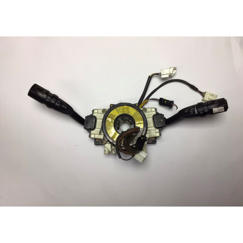 Ssangyong Far Sinyal Kolu 8590009152