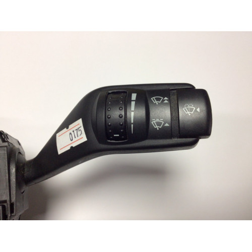 Ford Focus Sinyal Kolu 13N064-FH