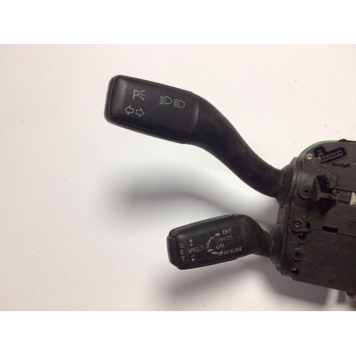 Audi A8 Sinyal Kolu 4E0953549