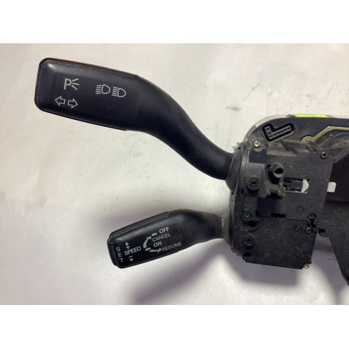 Audi A4 Far Kolu Sinyal Kolu Silecek Kolu 8E0953549N K0105114408
